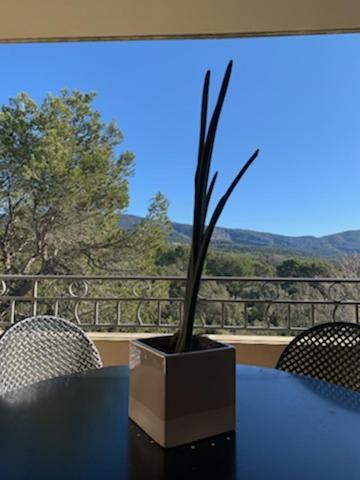 Appartement Cosy Avec Climatisation Reversible Golf De Saumane Exterior foto